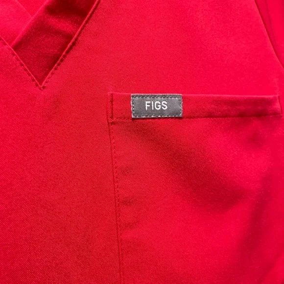 FIGS Scrubs Top & Pants - Picture 6 of 8